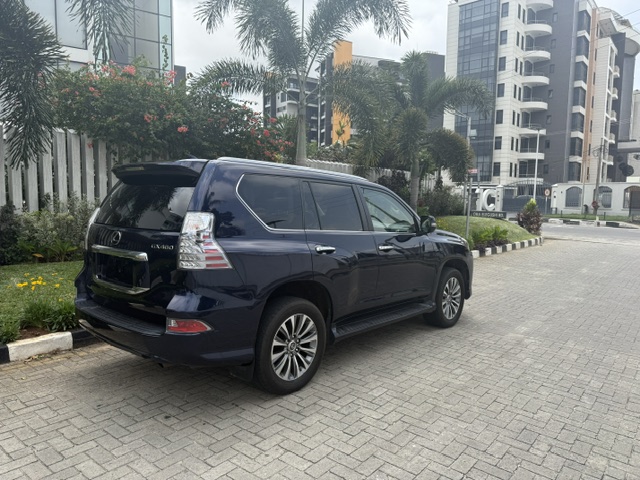 Lexus GX 460 Luxury 2020 — Rear three-quarter — for sale in Lagos, Nigeria